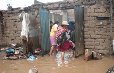 Restringen servicio de agua potable en algunas regiones por impacto de lluvias