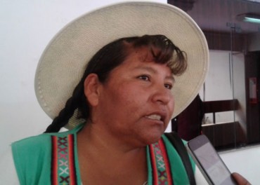 Rita Suaña Coila, alcaldesa del Centro Poblado de Uros Chulluni