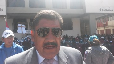 Guido Franco Ortega, director de institución educativa primaria Nro 70045 Chanu Chanu