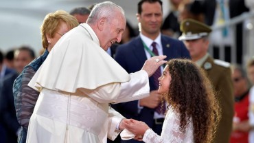 Papa Francisco  pide perdón por abuso a niños