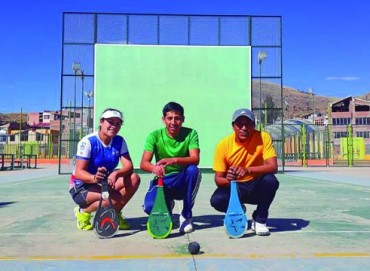 Puneños participan de Torneo Nacional de Paleta Frontón