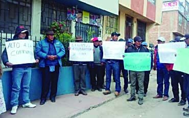 Pobladores exigen que se intervenga a consorcio Mauri