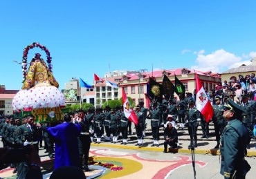 Santa Rosa de Lima fue homenajeada en Puno