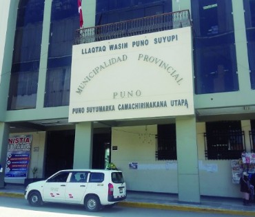 Municipio de Puno no paga gratificaciones