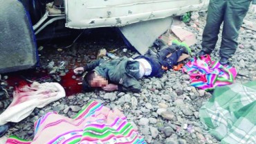 6 muertos en despiste de combi en Laraqueri 