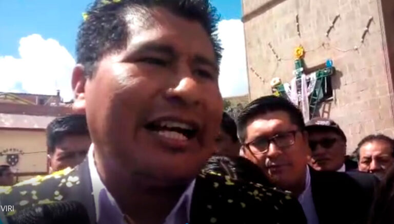 Aduviri: “En segundo lugar dejaremos el trabajo por el desarrollo de Puno”