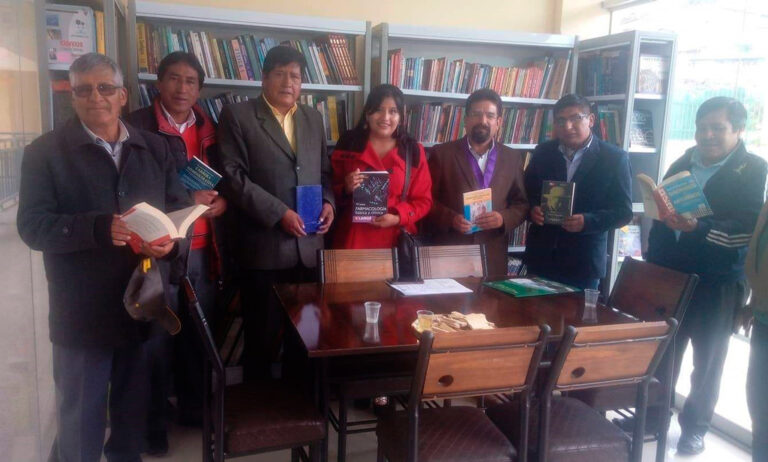 Presentan 3 mil títulos en nueva biblioteca