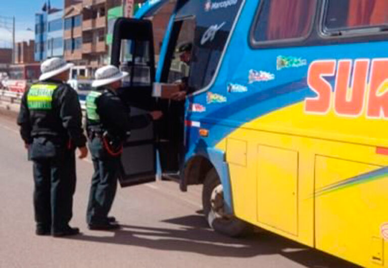 35 fueron llevados a la comisaría