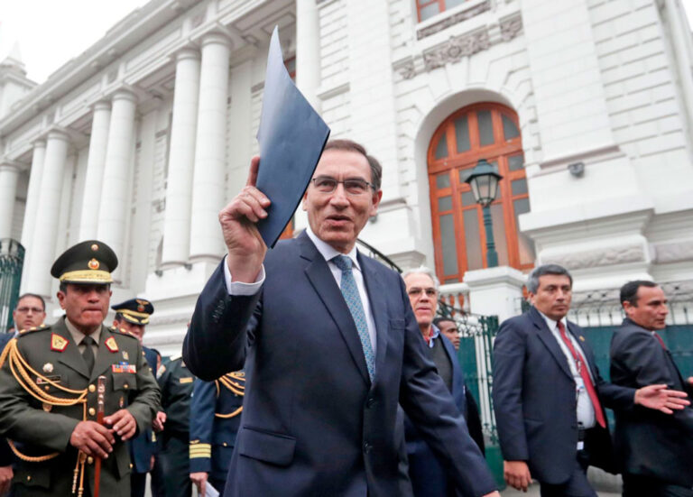 Vizcarra presenta hoy proyecto que declara en emergencia al Ministerio Público