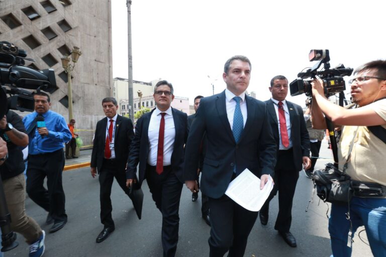 Chávarry repuso a los Fiscales José Domingo Pérez y Rafael Vela