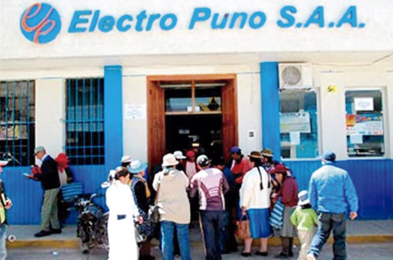 Funcionarios y gerentes se prestaron dinero de Electro Puno de forma irregular