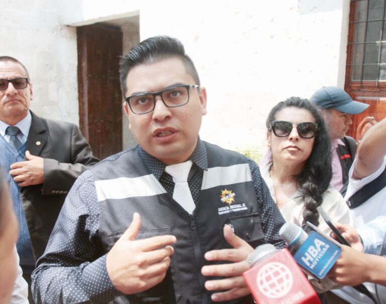 Grover responde que Puma no trabajaba