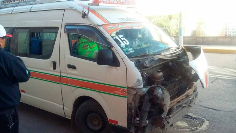 Alasitas 2019: Caos vehicular originó choque