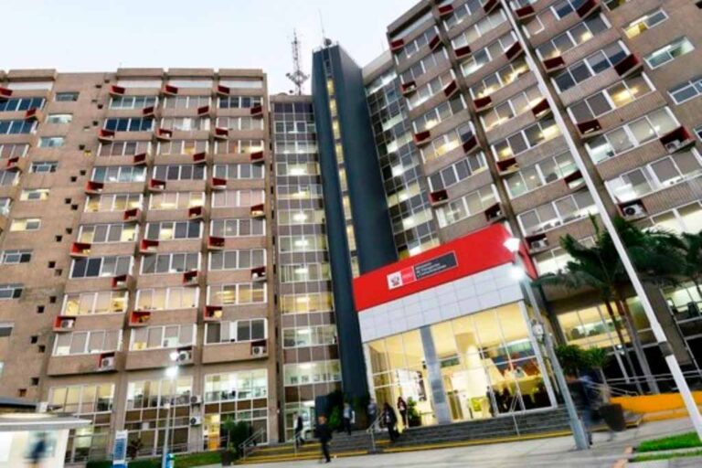 Funcionarios pasarán por el polígrafo como medida anticorrupción