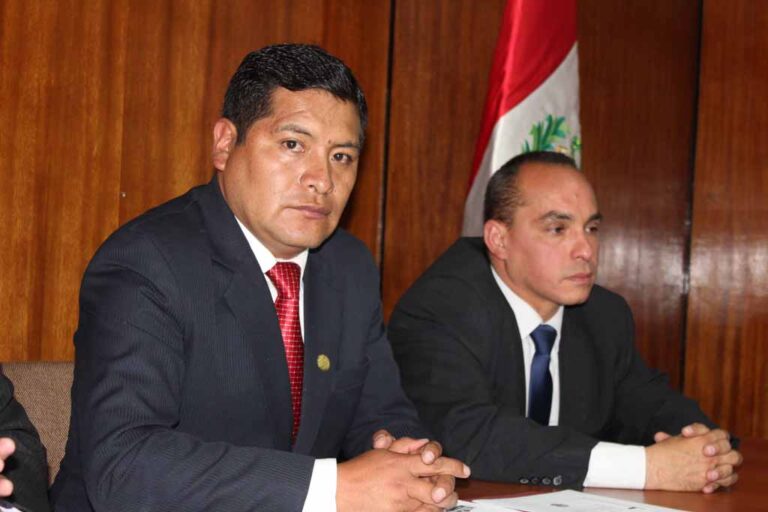 7 subprefectos renunciaron al cargo