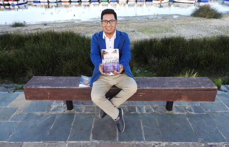 Alan Chinoapaza: “Soy poeta porque amo las bellas letras”
