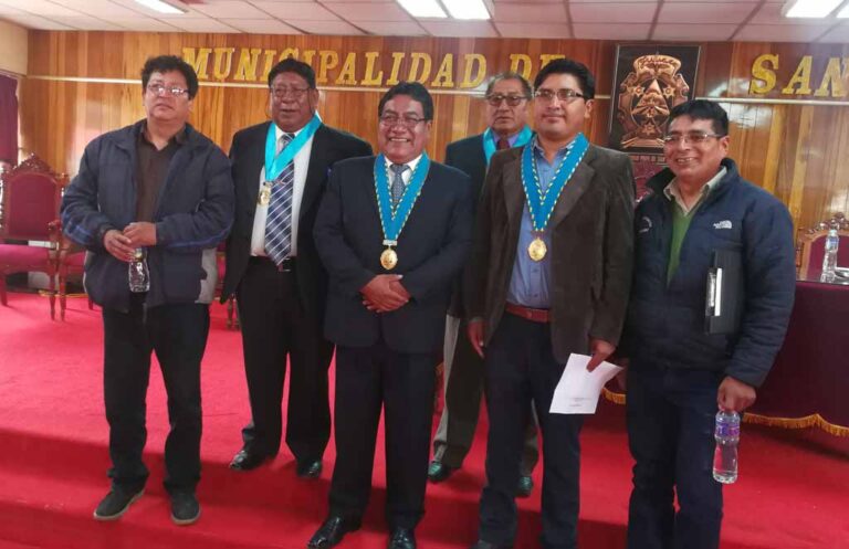 Consumaron el sabotaje al paro contra Sucacahua y Aduviri