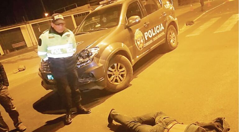 Patrullero mató a  obrero que cruzó vía