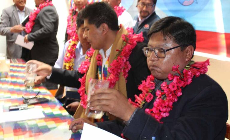 Puno: Vicegobernador guarda silencio ante ausencia de Aduviri