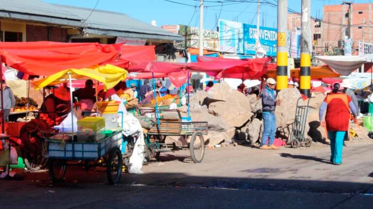 Puno: Feriantes perdieron el 20% de ventas por remodelación en la avenida Simón Bolívar
