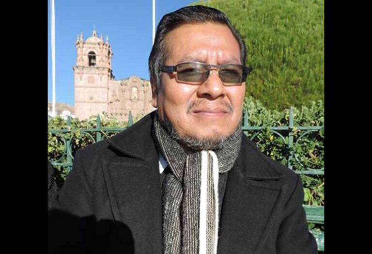 Leoncio Luque Ccota: “Escribir sobre lo intrascendente para hacerlo trascendente”