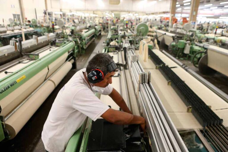 Trabajadores que laboren mañana recibirán triple pago