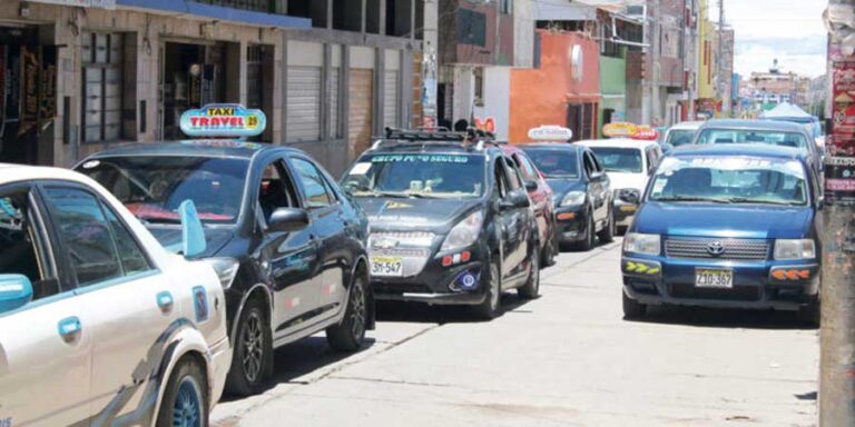 Caos vehicular aumentará en Puno por cierre de la avenida Simón Bolívar