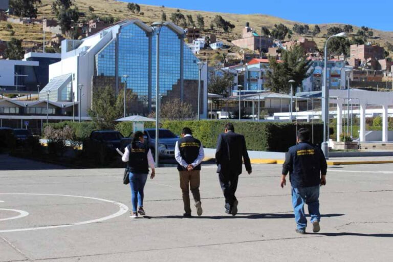 21 personas fueron detenidas durante intervención a  la UNA Puno