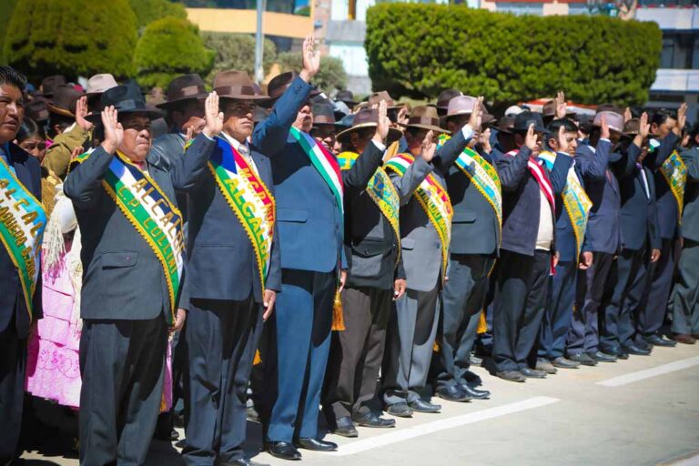 Puno: 50 alcaldes juramentaron a sus cargos
