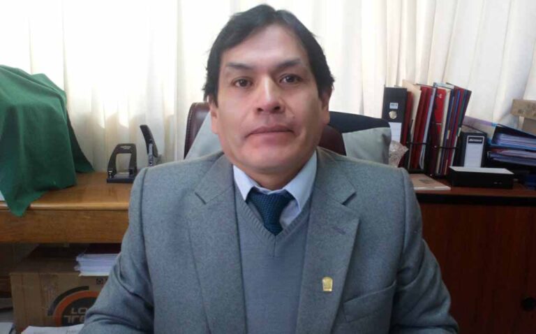 Director de la UGEL Puno aceptó que se realizaron 11 destaques irregulares en esta institución