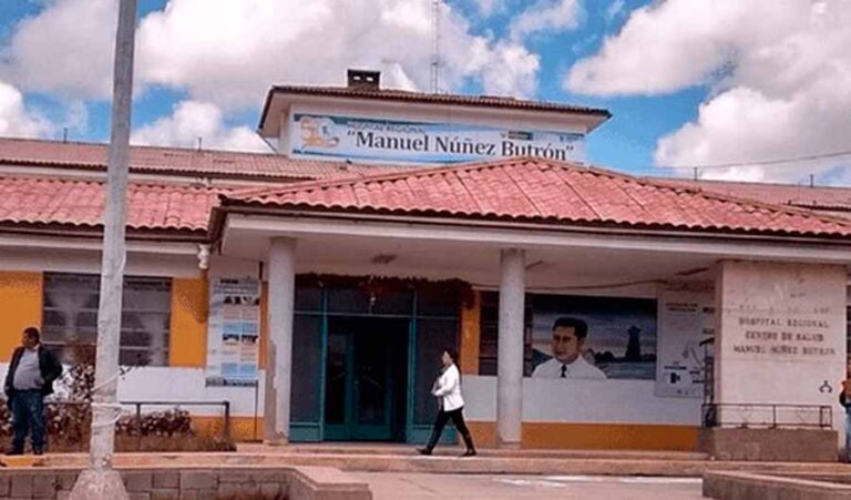 Pacientes abandonados en hospital de Puno﻿ por contrato irregular de personal médico