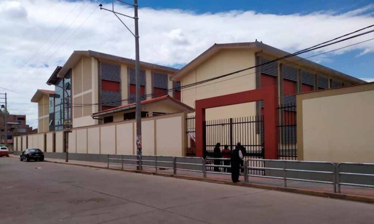 Estudiante del JAE denunció a docente por acoso sexual