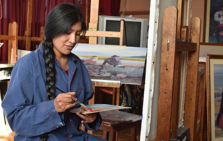 Ruth Pilar Ingaluque y el  mito telúrico del altiplano