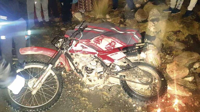Dos muertos y tres personas heridas en fatal accidente