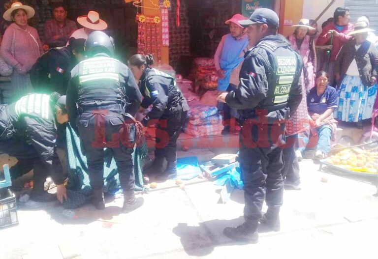 Auto atropelló a comerciantes y a una niña de dos años
