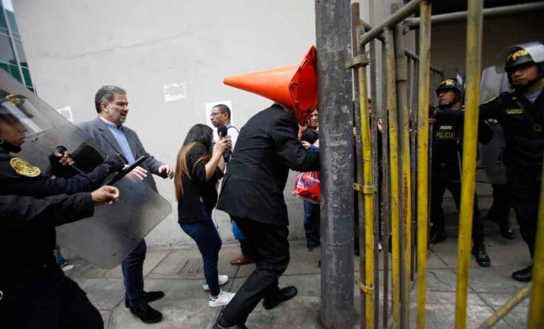 Congreso responsabiliza a Martín Vizcarra por agresión contra Tubino