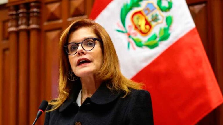 Mercedes Aráoz asegura que su juramentación solo fue un ‘acto político’