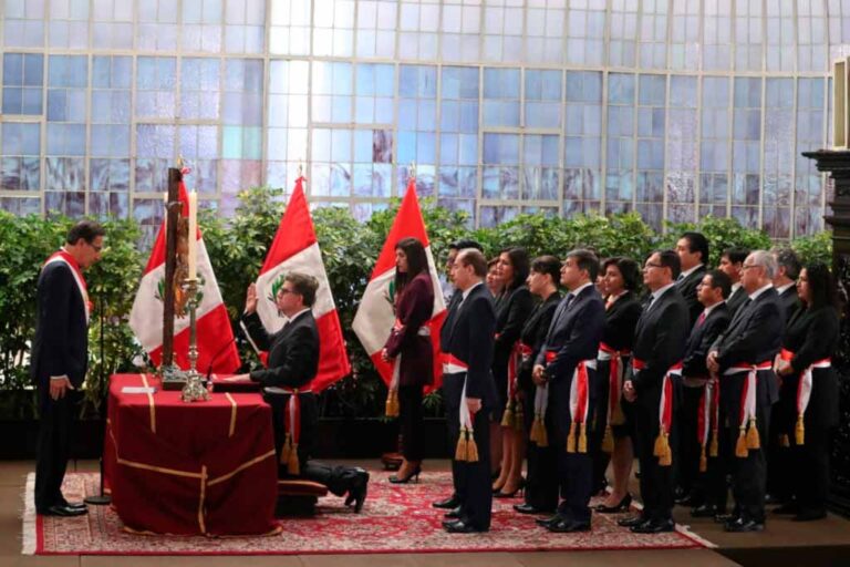 Estos son los integrantes del Gabinete Zeballos