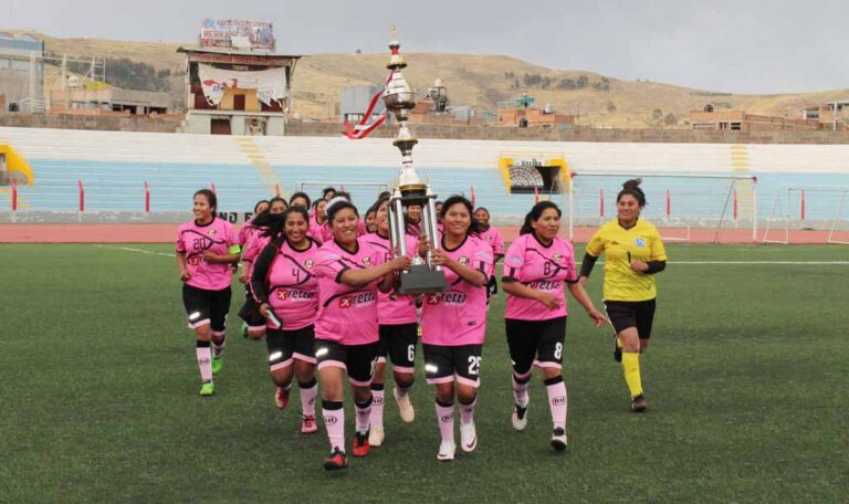 ¡Campeonas!