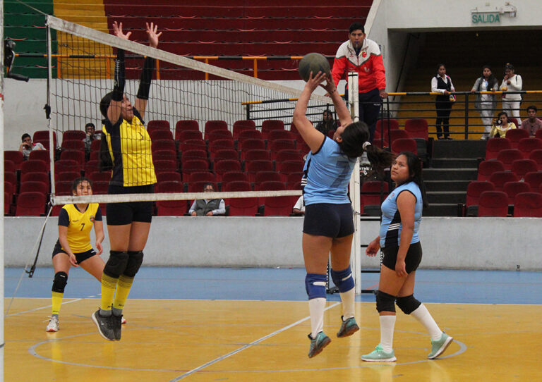 Partidazos en torneo escolar