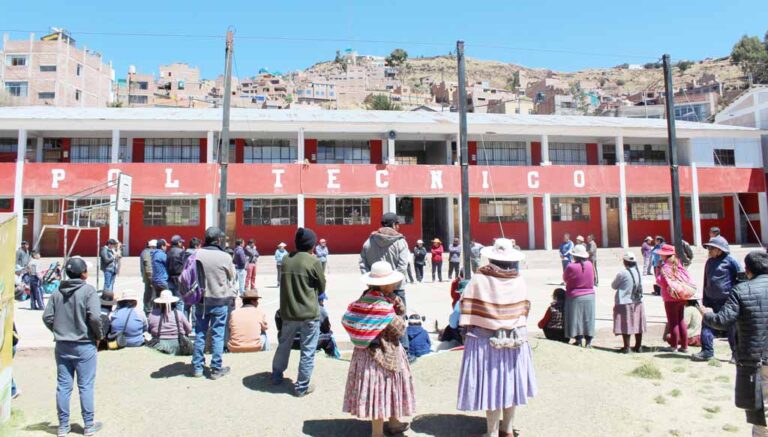 Calmet irrumpió de nuevo en IES Huáscar