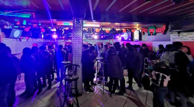 Menores tomaban licor en discotecas de Juliaca