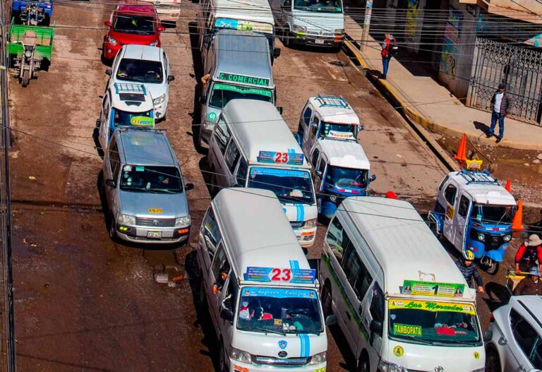 El dolor de cabeza del transporte en Juliaca