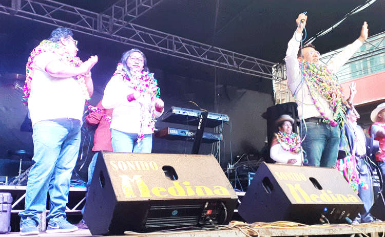 Candidata plantea reajuste  de sueldos para congresistas