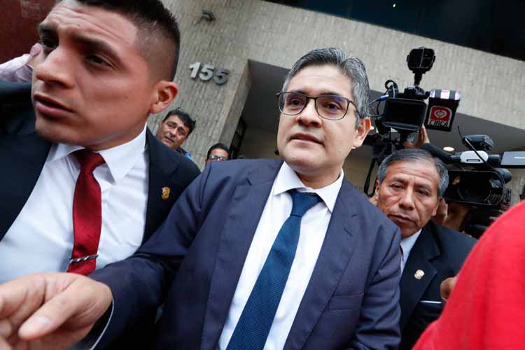Citan a 23 personas por aportes a Keiko