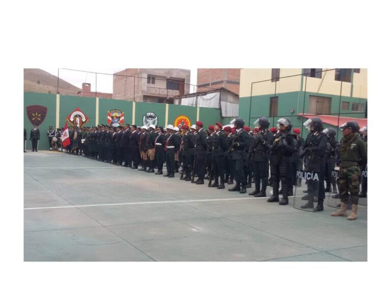 PNP recuerda su  día con ceremonia