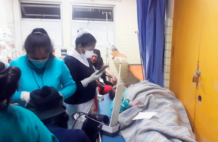 Dos estudiantes graves dejó accidente de bus