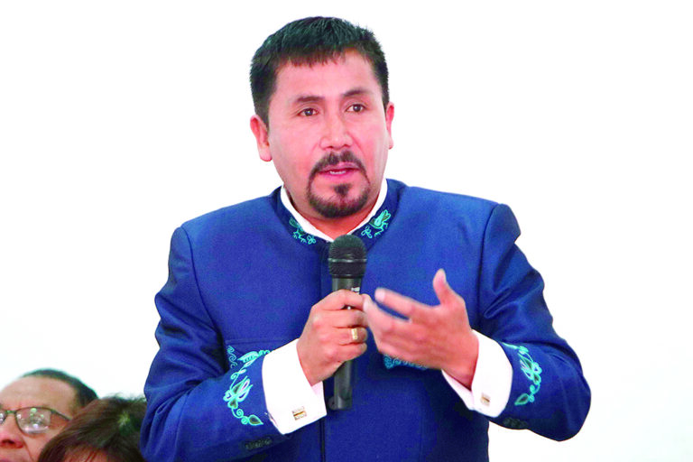 Desde junio se puede revocar a gobernador