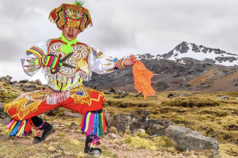 Ministerio de Cultura distingue a difusores de la danza de tijeras
