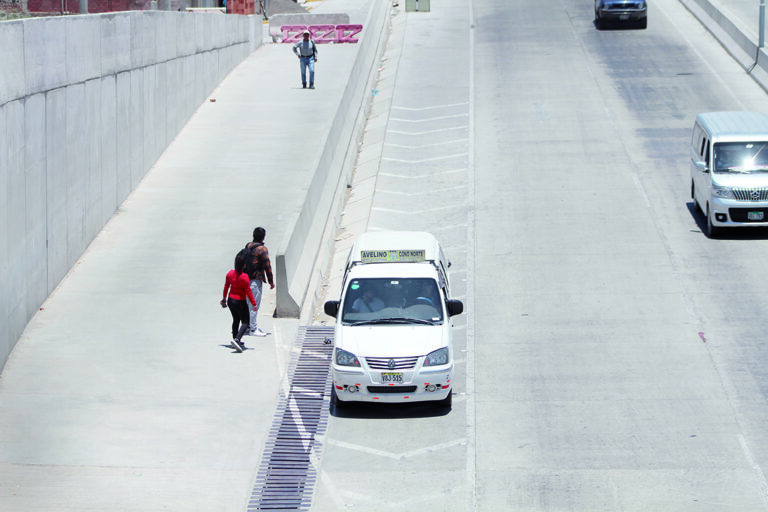 Falta de señalización en la Variante causa accidentes